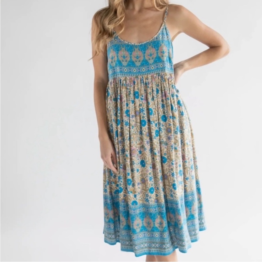 NATURAL LIFE Blue and Cream Floral Midi Dress